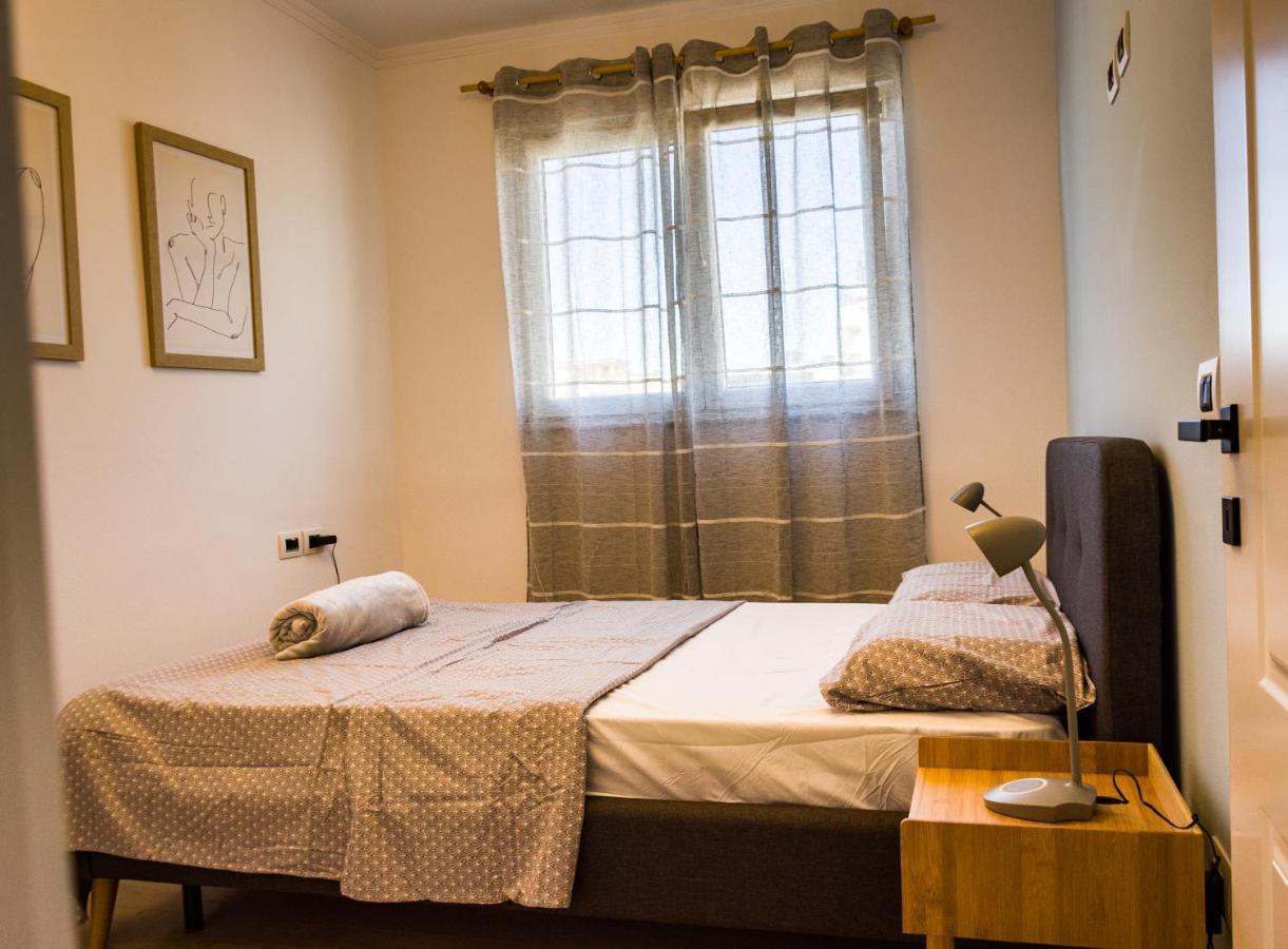 Bright Apartment Close To City Center تيرانا المظهر الخارجي الصورة