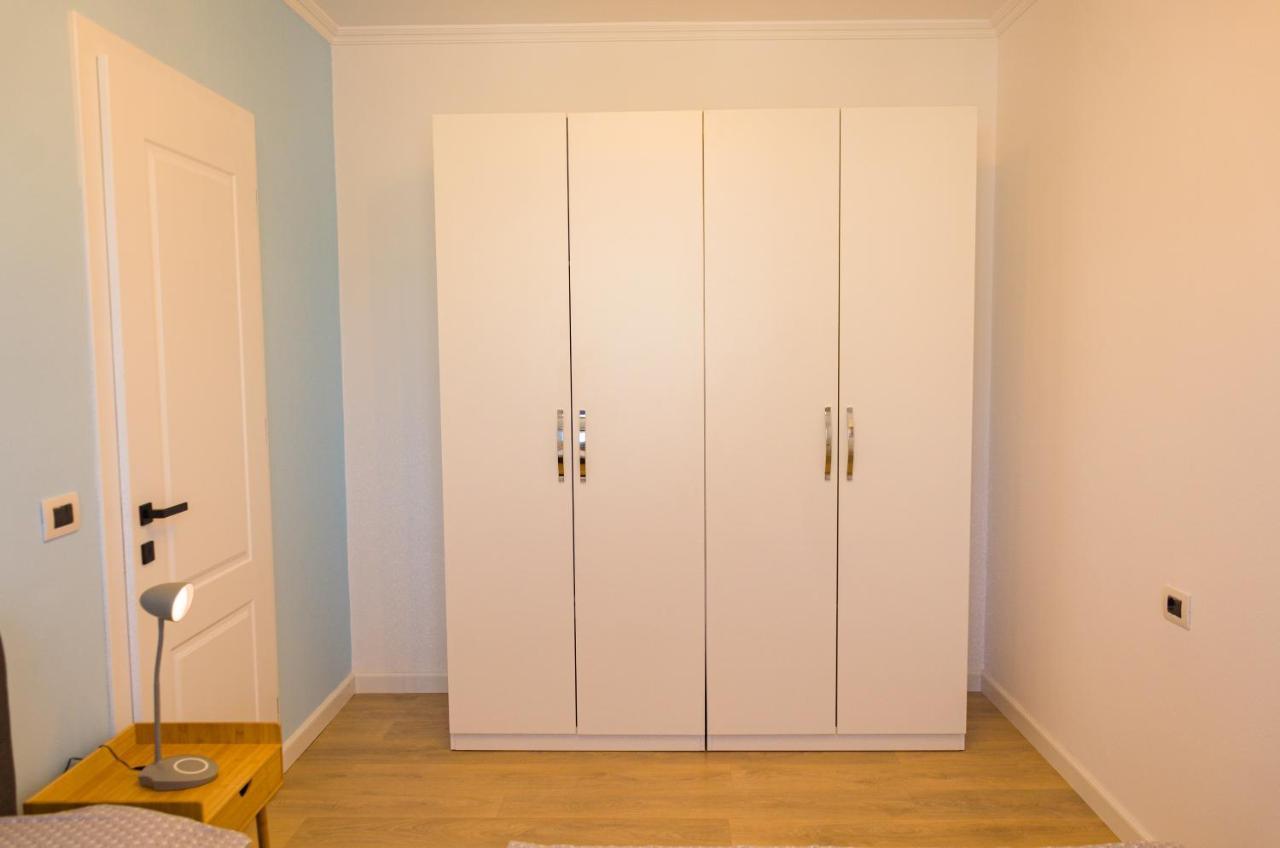 Bright Apartment Close To City Center تيرانا المظهر الخارجي الصورة
